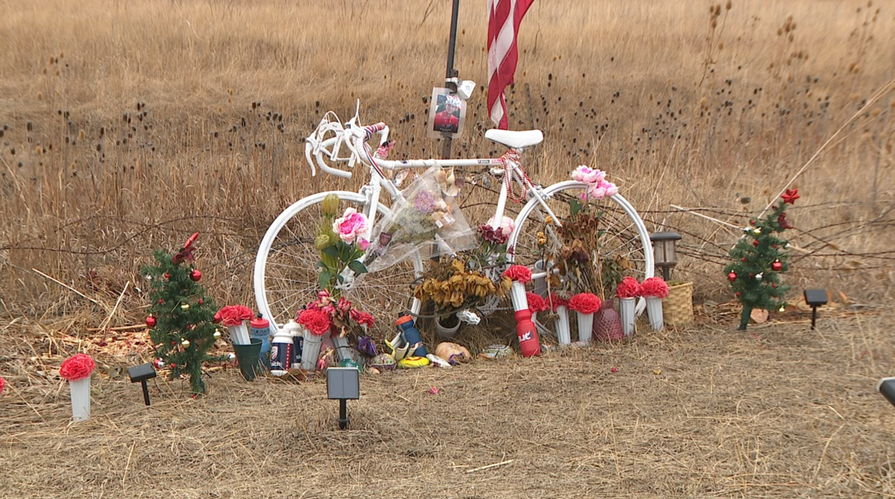 magnus white ghost bike